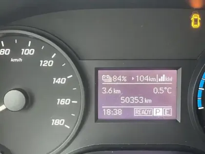 Photo 35 Mercedes Vito e 111 Fourgon/Long / L2 / 116C