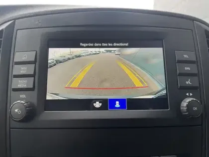 Photo 24 Mercedes Vito e 111 Fourgon/Long / L2 / 116C