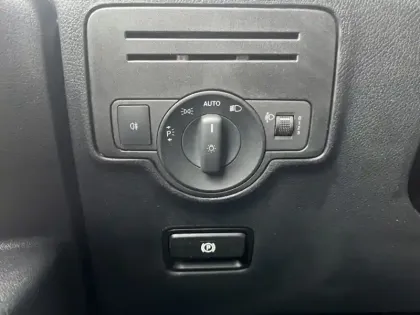 Photo 34 Mercedes Vito e 111 Fourgon/Long / L2 / 116C