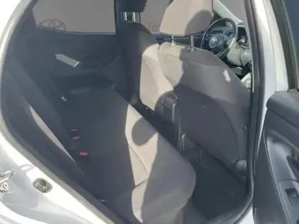 Photo 13 Toyota Yaris Hybride 116h Design