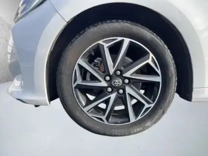 Photo 8 Toyota Yaris Hybride 116h Design