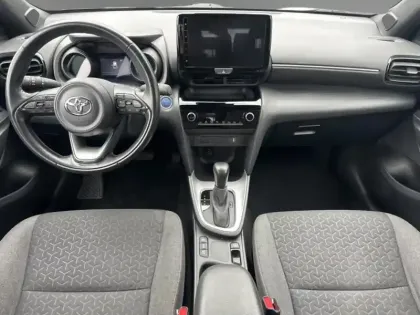 Photo 13 Toyota Yaris Hybride 116h Design