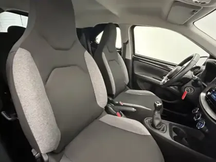 Photo 17 Toyota Aygo 1.0 VVT-i 72 Dynamic