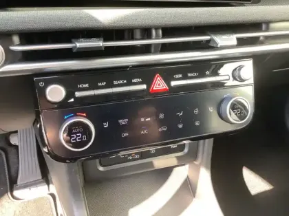 Photo 15 Hyundai Tucson Nouveau 1.6 T-GDI 215 Hybrid BVA6 Executive