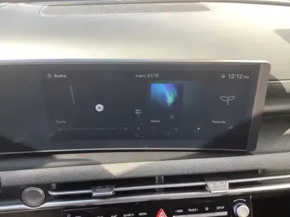 Photo 14 Hyundai Tucson Nouveau 1.6 T-GDI 215 Hybrid BVA6 Executive