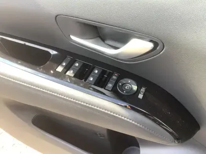 Photo 16 Hyundai Tucson Nouveau 1.6 T-GDI 215 Hybrid BVA6 Executive