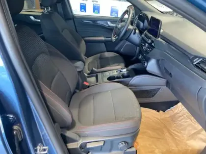 Photo 21 Ford Kuga 2.5 Duratec 190ch FHEV E85 ST-Line BVA