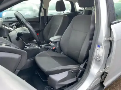 Photo 9 Ford Focus 1.5 TDCi 120ch Stop&Start Executive