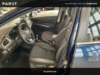 Photo 9 Suzuki S-Cross 1.4 Boosterjet Hybrid 110ch Style MY25