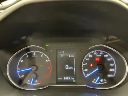 Photo 26 Toyota Yaris 110 VVT-i Design