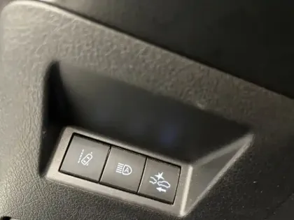 Photo 14 Toyota Yaris 110 VVT-i Design