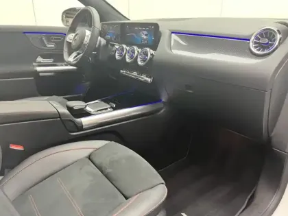 Photo 15 Mercedes GLA 200 d AMG Line