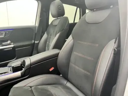 Photo 10 Mercedes GLA 200 d AMG Line