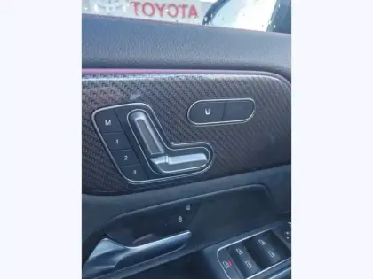 Photo 21 Mercedes GLA 200 d AMG Line