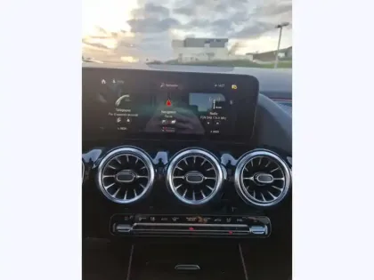 Photo 17 Mercedes GLA 200 d AMG Line