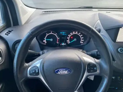 Photo 6 Ford Transit Courier Fourgonnette 1.5 TDCI 100ch Stop&Start Trend