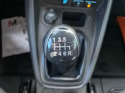 Photo 7 Ford Transit Courier Fourgonnette 1.5 TDCI 100ch Stop&Start Trend