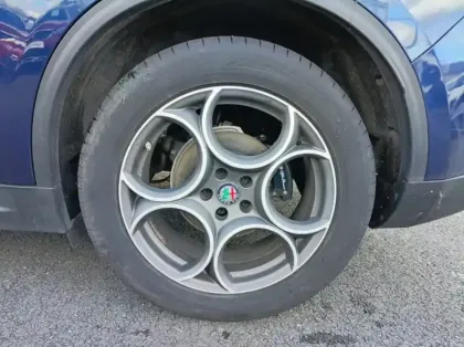 Photo 13 Alfa Romeo Stelvio 2.2 Diesel 190ch Sprint Q4 AT8 MY20 10CV