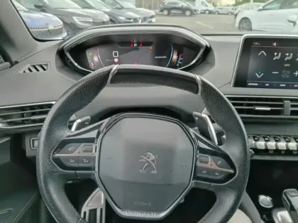 Photo 6 Peugeot 3008 1.2 PureTech 130ch GT Line S&S EAT8 6cv