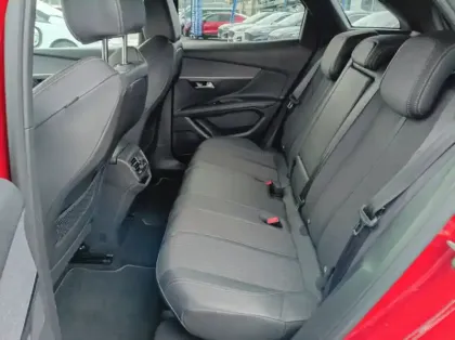 Photo 8 Peugeot 3008 1.2 PureTech 130ch GT Line S&S EAT8 6cv