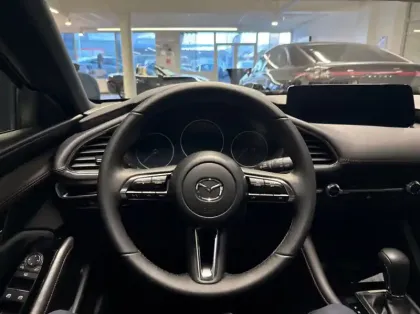 Photo 6 Mazda Mazda3 2.0 e-SKYACTIV-X M-Hybrid 186ch Homura BVA 2025 Euro6e