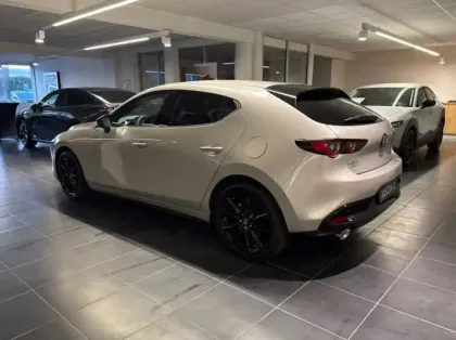 Photo 12 Mazda Mazda3 2.0 e-SKYACTIV-X M-Hybrid 186ch Homura BVA 2025 Euro6e