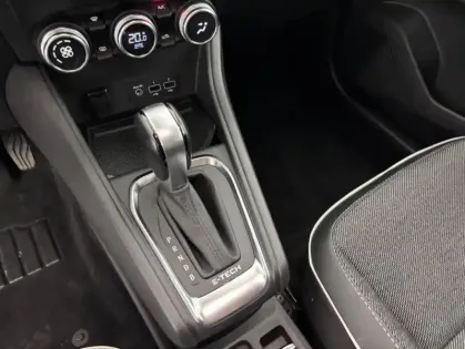 Photo 18 Renault Captur E-Tech 145 21 Intens 5p