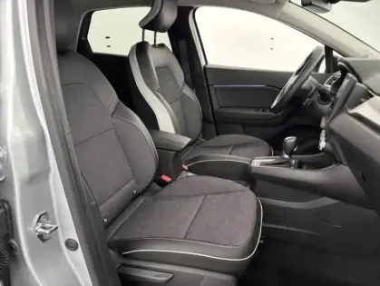 Photo 15 Renault Captur E-Tech 145 21 Intens 5p