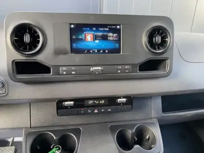 Photo 11 Mercedes Sprinter 319 CDI Fourgon Toit sureleve Long