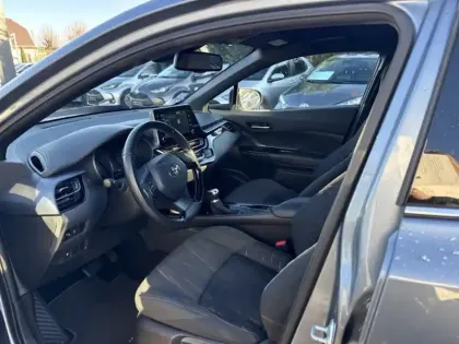 Photo 13 Toyota C-HR 122h Edition