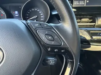 Photo 12 Toyota C-HR 122h Edition