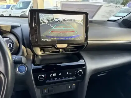 Photo 11 Toyota Yaris Hybride 116h Design