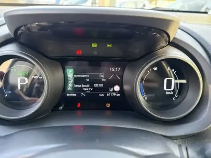 Photo 18 Toyota Yaris Hybride 116h Design