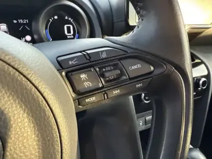 Photo 13 Toyota Yaris Hybride 116h Design