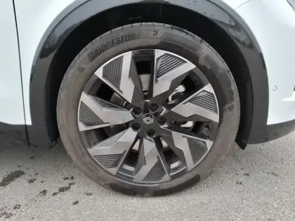 Photo 8 Renault Rafale Nouveau E-Tech full hybrid 200ch esprit Alpine