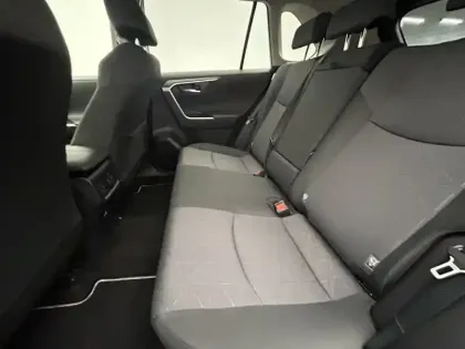 Photo 17 Toyota Rav4 2WD 218ch Dynamic