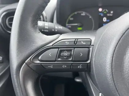 Photo 13 Toyota Yaris Hybride 116h Dynamic