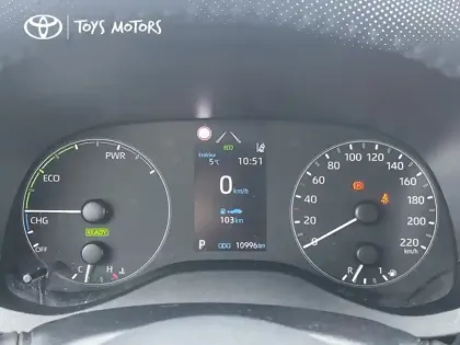 Photo 17 Toyota Yaris Hybride 116h Dynamic