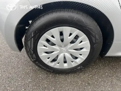 Photo 8 Toyota Yaris Hybride 116h Dynamic