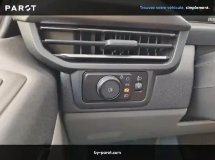 Photo 22 Ford Tourneo Custom 320 L2H1 2.0 EcoBlue 170ch Titanium BVA8