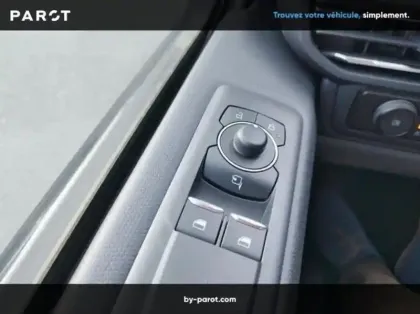 Photo 21 Ford Tourneo Custom 320 L2H1 2.0 EcoBlue 170ch Titanium BVA8