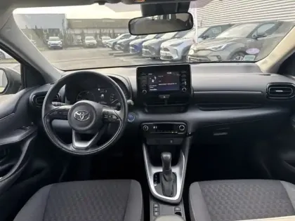 Photo 10 Toyota Yaris Hybride 116h Dynamic