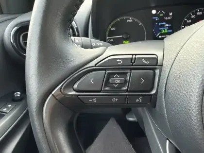 Photo 12 Toyota Yaris Hybride 116h Dynamic