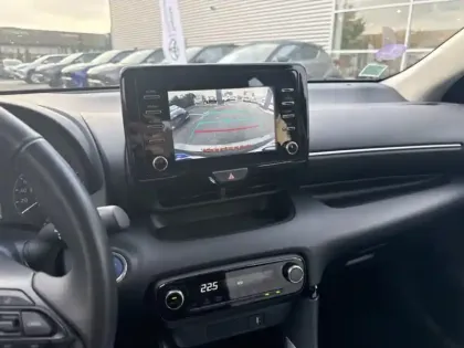 Photo 14 Toyota Yaris Hybride 116h Dynamic