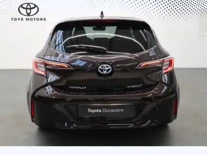 Photo 8 Toyota Corolla Hybride 184h Design