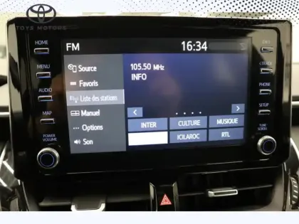 Photo 26 Toyota Corolla Hybride 184h Design