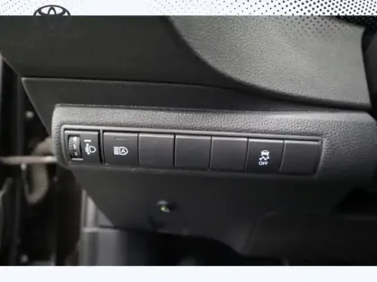 Photo 12 Toyota Corolla Hybride 184h Design