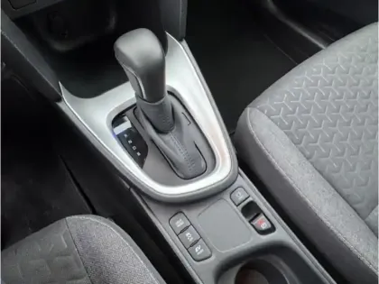 Photo 17 Toyota Yaris Hybride 1.5 HYBRID 116H DYNAMIC AUTO