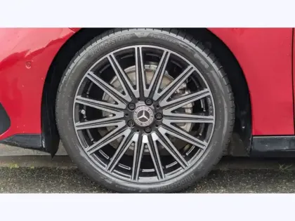 Photo 10 Mercedes CLA Coupe 250+ avec technologie EQ Limited Edition