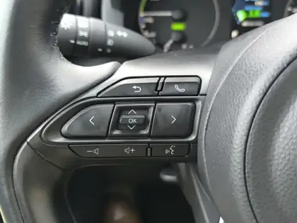 Photo 23 Toyota Yaris Hybride 116h Dynamic Business Toy Exp 1.5 116 ch